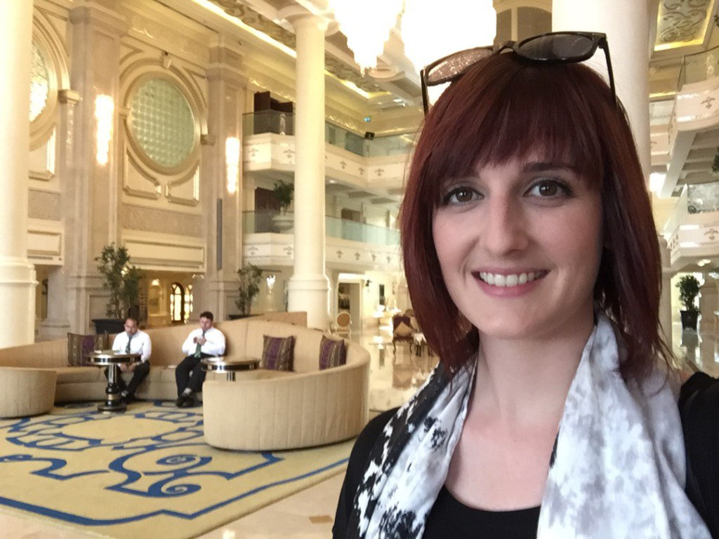 Living like a Queen at The Ritz-Carlton Abu Dhabi discoveringnewskies.com/living-like-a-…
