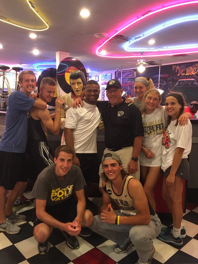BVHSTrack's tweet photo. Seniors final stop at Spangles.  Boys team finishs 5th in 6A. Early birthday present for Coach Driskell. (LLC) https://t.co/YcolnD09wc