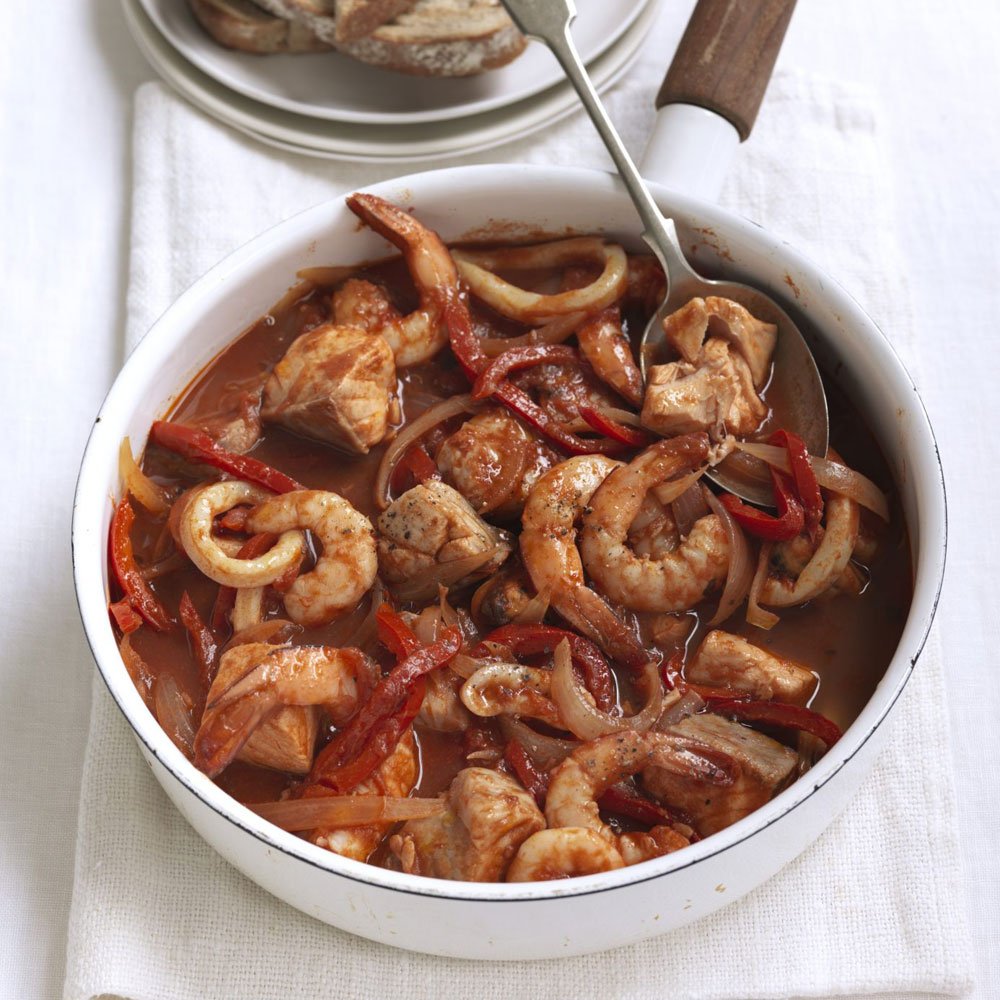 Stews are a great way to warm up, here's one of our favourite seafood recipes. What's your favourite? Let us know. ow.ly/brMy30c2VwB