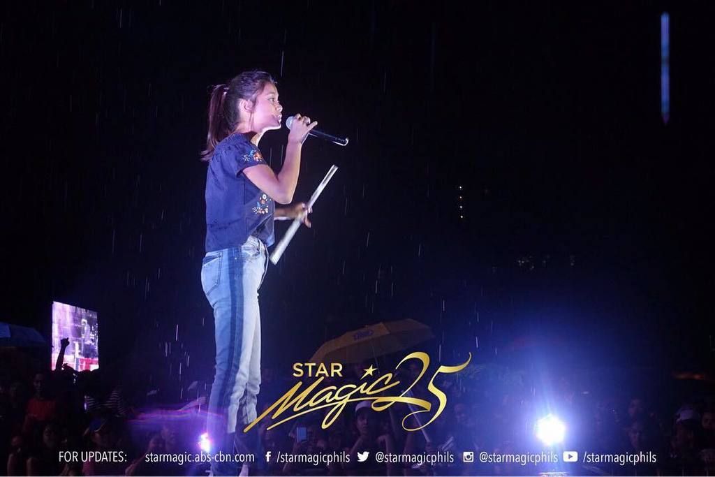 starmagicphils's tweet photo. Ylona Garcia performing at the #USTLiveForACause show. https://t.co/55lOwHlbU5 https://t.co/orntloU39a