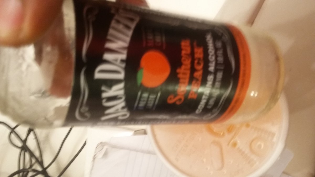 SleezeDaNinja_'s tweet photo. Slight Saturday Turn up @kmichelle Came throughhhh With this @JackDaniels_US Drink YASSSS Ma'am 😛✌! #GotMeFeelingGood #FeelingFuckBoyFree https://t.co/IHB9r35Zp4