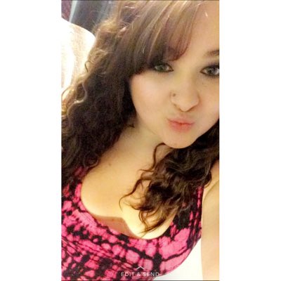 420_MissKitty's tweet photo. #NewProfilePic https://t.co/U55HqihKOf