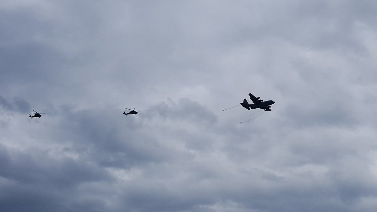 Its_BryGuy's tweet photo. To kick off my memorial day weekend, i went to the bethpage air show at jones beach! Just like every year it was a blast!! #airshow #planes https://t.co/o7KsoPKFsq