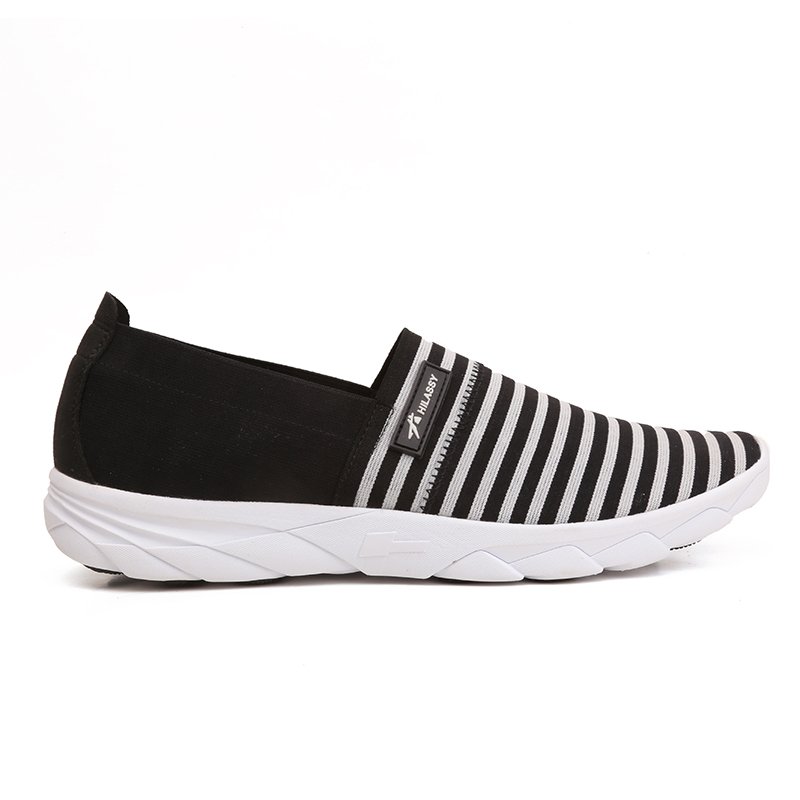 tzsunroad's tweet photo. 2017 new spring/summer #shoescollection. Shoes made of elastic. Easy to wear, comfortable, light, fashion. Suitable for man/woman/kids. https://t.co/dWTxbi9sOL