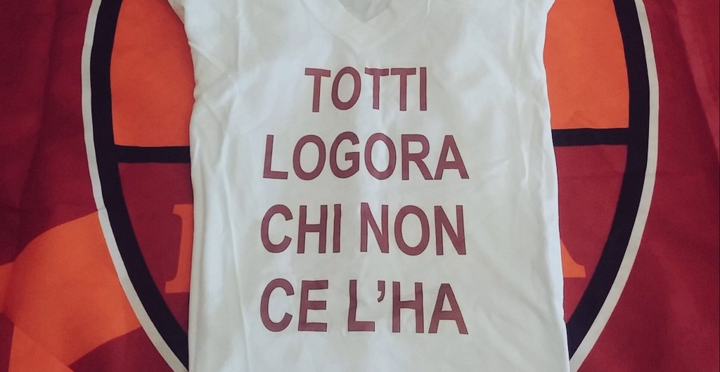 G_Gbr's tweet photo. Oggi è oggi e io ho questa. #grazieCapitano #thanksTotti #Tottiday #FrancescoTotti #ASRoma https://t.co/ZBK27WOy3Z