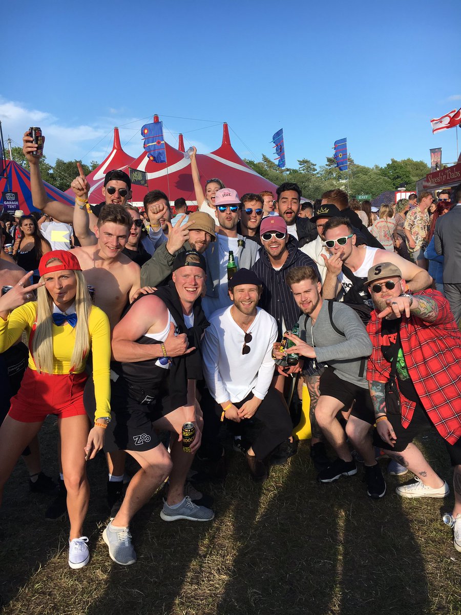 Library7s tweet picture