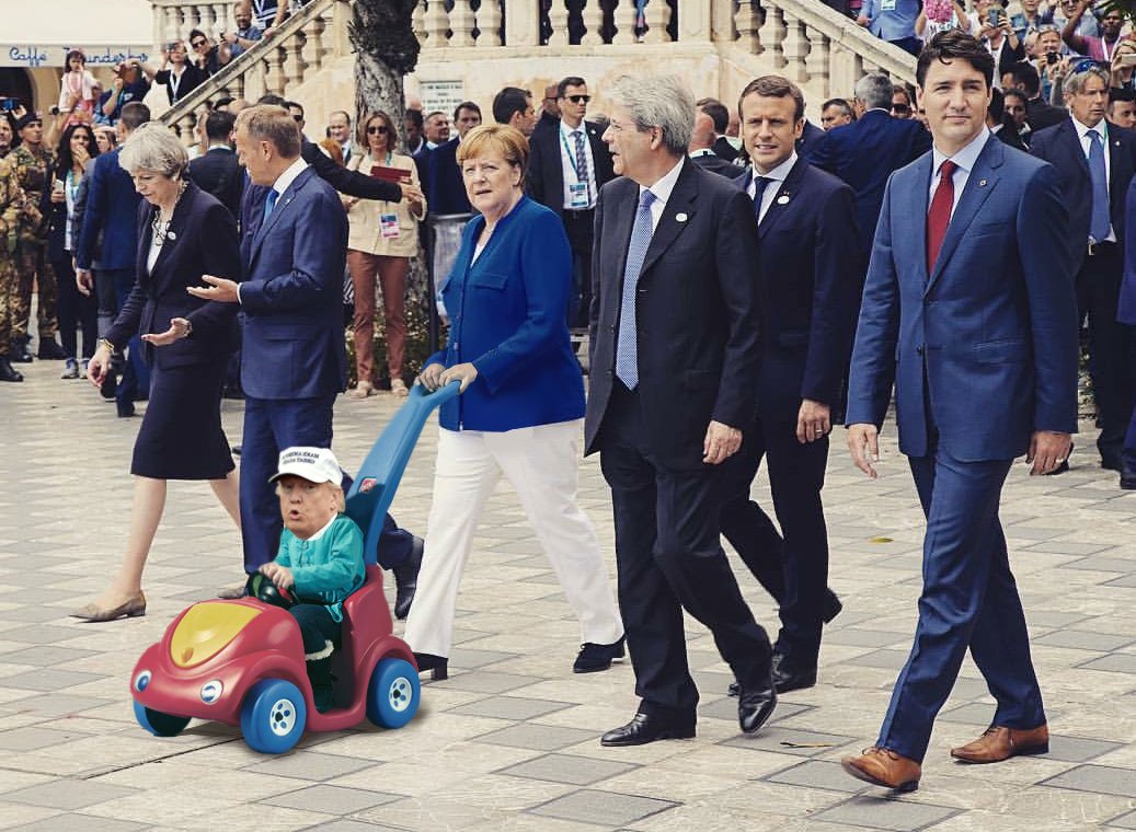 Mario Sixtus Auf Twitter Das Ist Naturlich Gephotoshoped Trudeau Wurde Nie Braune Schuhe Zum Blauen Anzug Tragen T Co Fmjifrjhc6