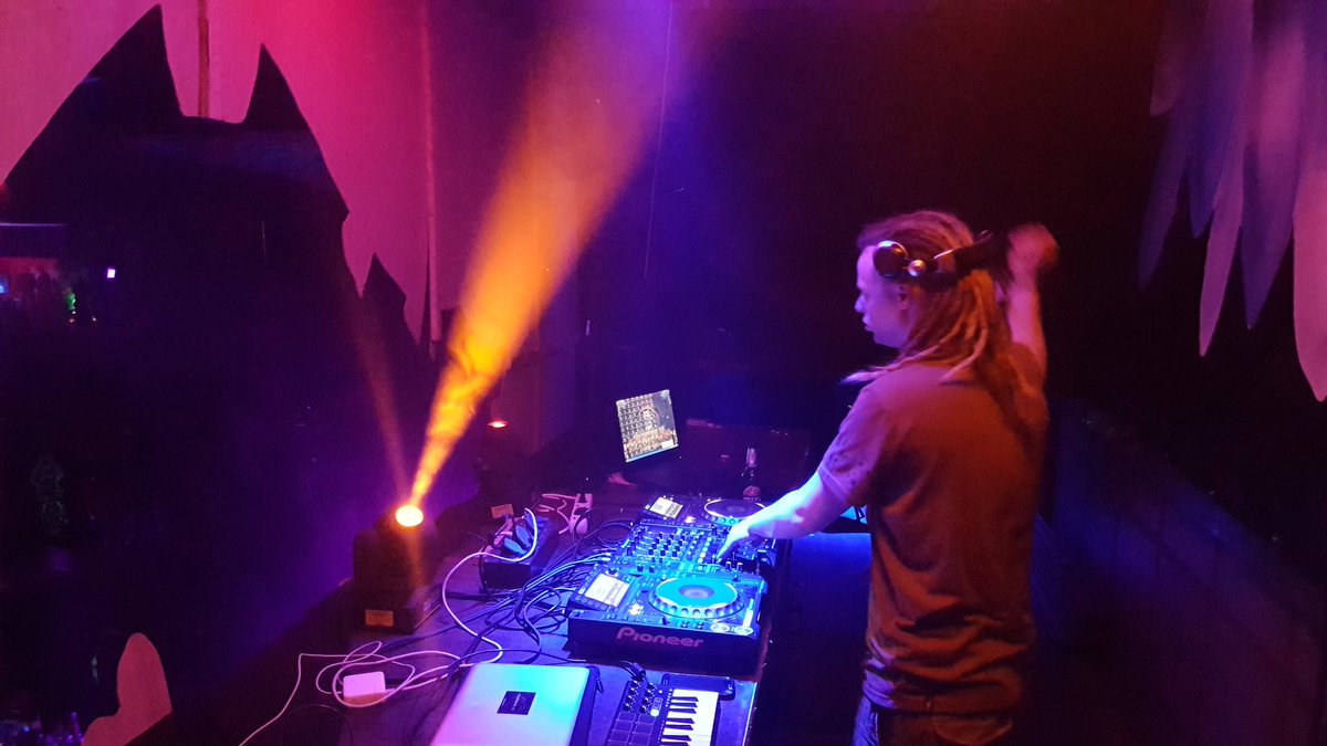 SunDeptRec's tweet photo. #Chrizzlix #FantasyExperience #OpenAir #SunDepartmentRecords #Psytrance https://t.co/IaaZpDqXfo