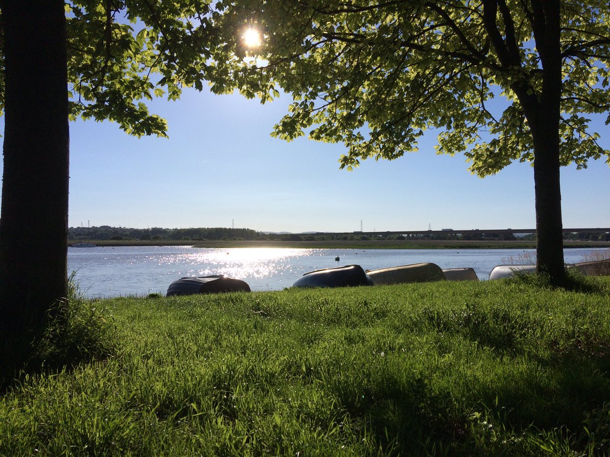 DevonDazeBlog's tweet photo. Love #topsham in the #sun โ๏ธ #Exeter #Devon #devondaze @Visit_Exeter @Devon_Exeter @Exeter_Hour @TopshamTwit @DevonLife @RSPBExeEstuary #exe https://t.co/PL8mYt8ZgD