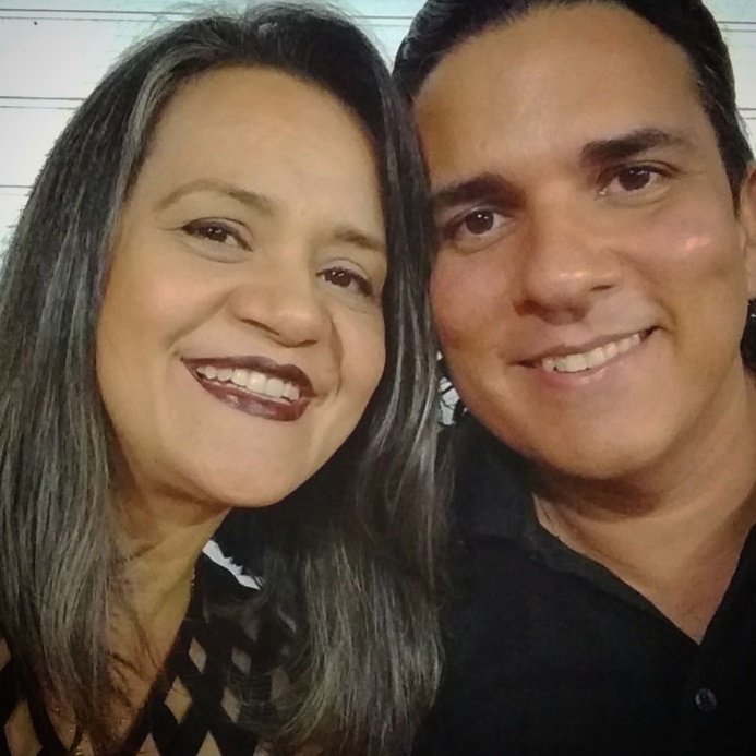 cleversonbarros's tweet photo. Sabadão a noite, sem a filharada?!?! Aaahhh isso promete!!! Uêêêêêbaaaa!!! https://t.co/cY1m1X6jZe