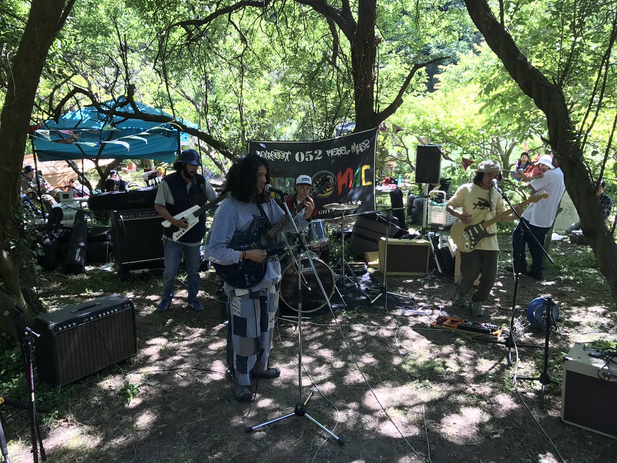 Pon万次郎 A K A Mc Pon Twitterissa Ragga Mac Park 生バンドライブ中 凄く良い雰囲気 演奏に癒されます ポンバン Raggamac 野外バンド