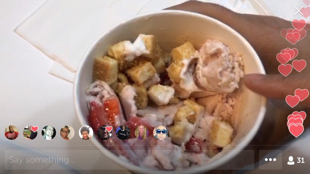 vinceakabeans's tweet photo. .@RiceAndSpam_ on #Periscope: 👈👈 Chowing at #IglooParlor in #LosAngeles 🍦 #food #talk #e… https://t.co/T24NsMLX5M https://t.co/Qwou58F6vA