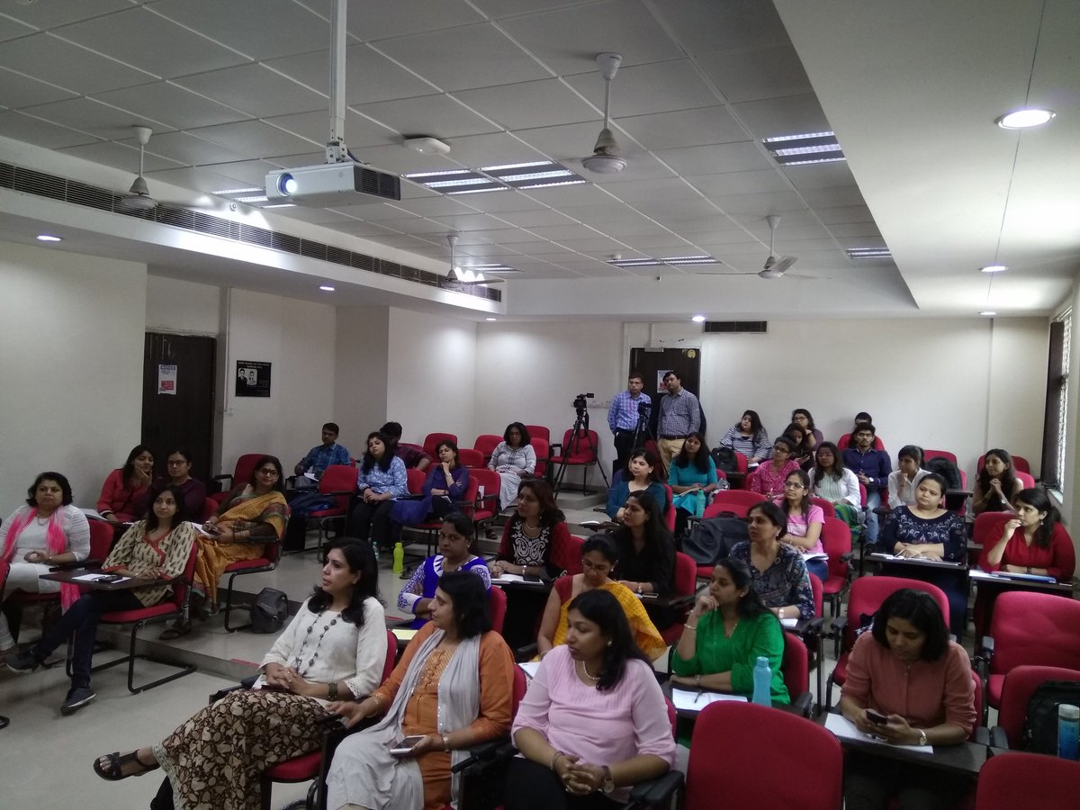 weefdn's tweet photo. @Ashutos61 @AnitaDsT @YoStartups @aparnasar
#wee #weefoundation #weemovement
Secy. DST @weemovement addressing the women entrepreneurs https://t.co/NVU5pTaMht