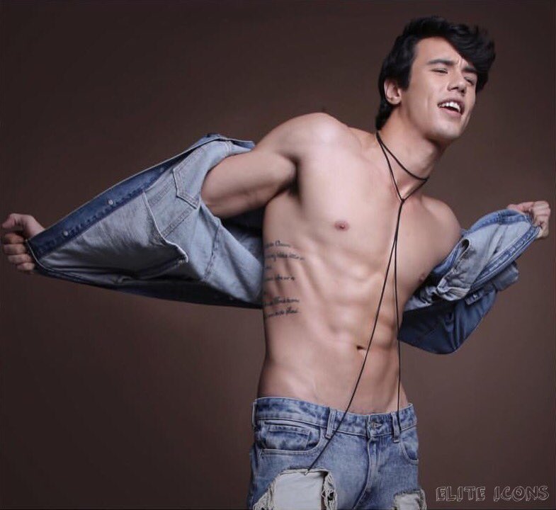 eliteiconsph's tweet photo. Hi Macky from Nescafe Macchiato commercial - Samuel Smith ❤️ https://t.co/RcKGCTfKnA