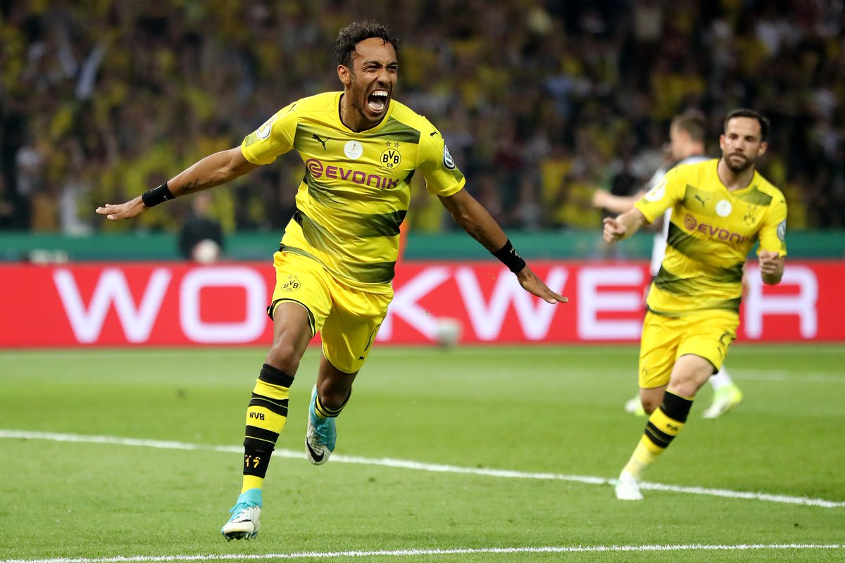 SuperSportTV's tweet photo. Pierre-Emerick Aubameyang's penalty gave Borussia Dortmund a thrilling 2-1 victory over Eintracht Frankfurt in the #DFBCupFinal. https://t.co/O5oX5FIqgi