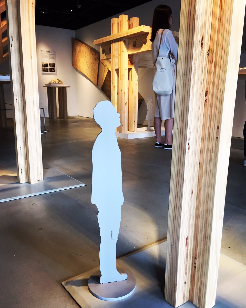 yesyescape's tweet photo. beauty of wooden structure
#shigeruban
#galleryma https://t.co/8MiHxPOQod