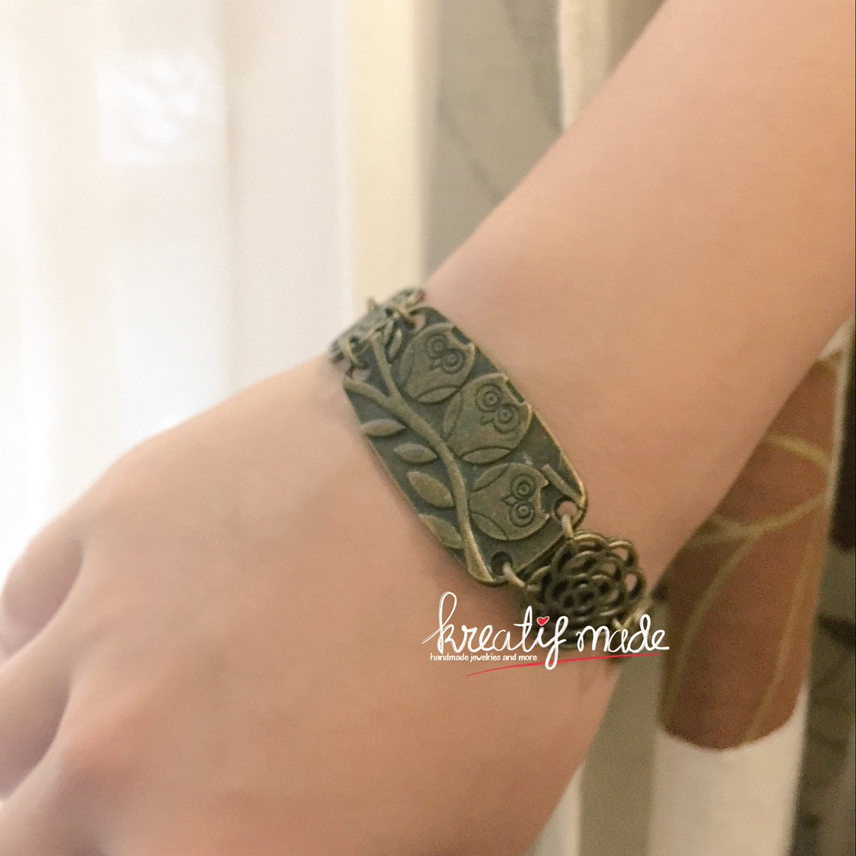 KreatifMade's tweet photo. Owl bracelet, price: IDR50.000
#handmade #handmadebracelet #gelang #gelangowl #gelanghandmade #jualanku #jualgelang https://t.co/7EE43CW5i3