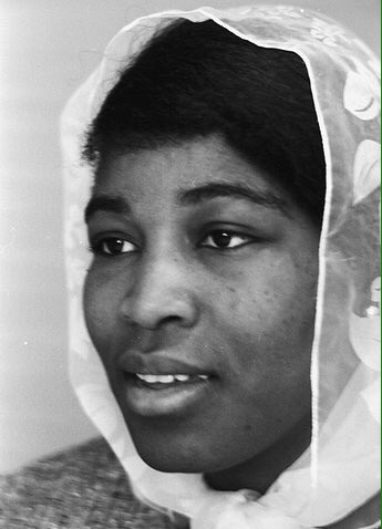 Happy Birthday Doc!
Let\s remember Dr. Betty Shabazz! 
