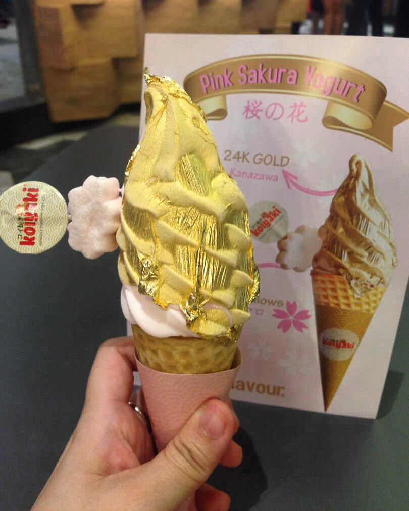 buttersugars's tweet photo. Good #froyo #koiyaki #pinksakura 
Have a good weekend everyone! https://t.co/YTbZzWoBKk
