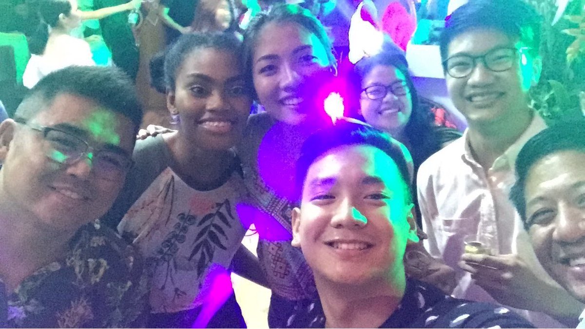 DLSUFamConfess's tweet photo. Thomas' ig story 🙈 https://t.co/I4powYaEUM