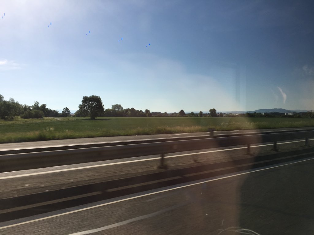 BishopstonMusic's tweet photo. Just stopped for breakfast. Taking in the views of central/south France. #BishMusic #Barc2017 https://t.co/eyXz02lvpg