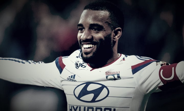 roydelyon1's tweet photo. Happy Birthday Alex Lacazette !
276 games 🎖
129 goals ⚽
OL LEGEND 🏆 https://t.co/FOrRtixWSv