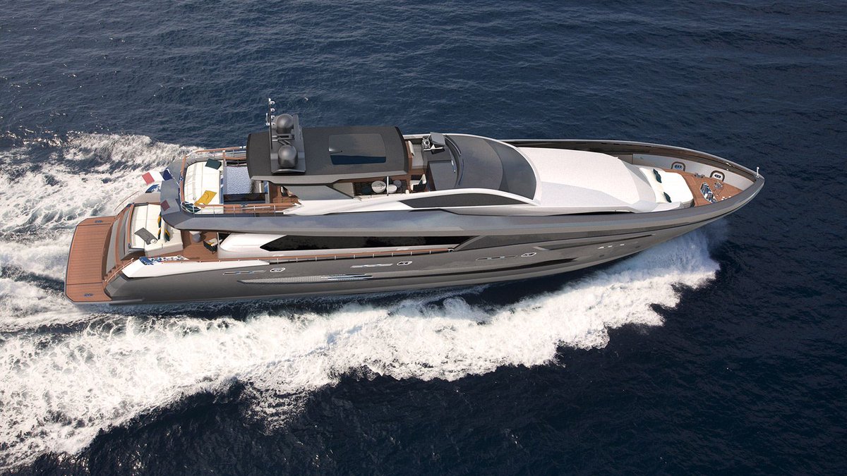 The <a href="/CouachYachts/">Couach Yachts</a> 3700 Sport has been updated with a smart new design. Take a closer look at: buff.ly/2qWgjTb