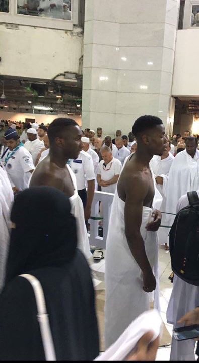 Disela-sela libur pasca usai nya musim 16/17, Paul Pogba menyempatkan diri untuk beribadah umroh di bulan ramadhan ini. 🕋🙏🏻