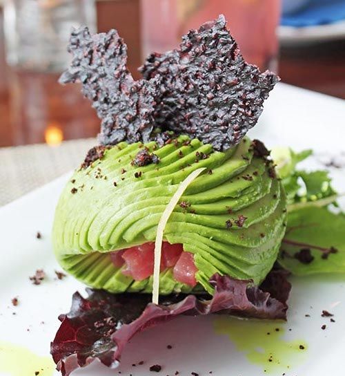 The Dunes has a new chef who brings a modern twist to traditional fare -  buff.ly/2rWu0Qo via <a href="/themvtimes/">MV Times</a> #marthasvineyard