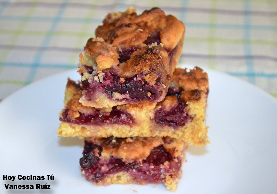 Hoy Cocinas Tú: Receta de Crumble de cerezas dlvr.it/PG2SS6 <a href="/Gastronomiaycia/">Gastronomía y Cía</a>