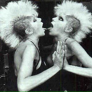 APPunkRockFlea's tweet photo. Today is Wéndy O. Williams Birthday 5/28/49 #ThePlasmatics #punk #APPRFM #asburyparkpunkrockfleamarket #butcherbaby https://t.co/7tAoAbn5yw