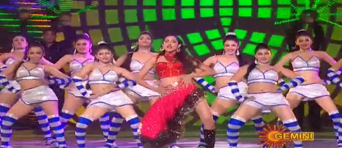 GeminiTV's tweet photo. @ItsMePragya on the floor.. #JunctionJam. watch now. #IIFAAwardsonGeminiTV, #IIFAUtsavamonGeminiTV https://t.co/UZunGKSgH6