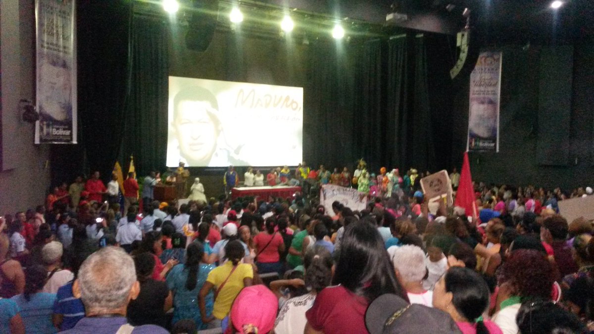 Las mujeres de Ciudad Bolivar Gritan #LaConstituyenteVa #ConstituyentePorLaPaz #EnCiudadBolivarQueremosPaz