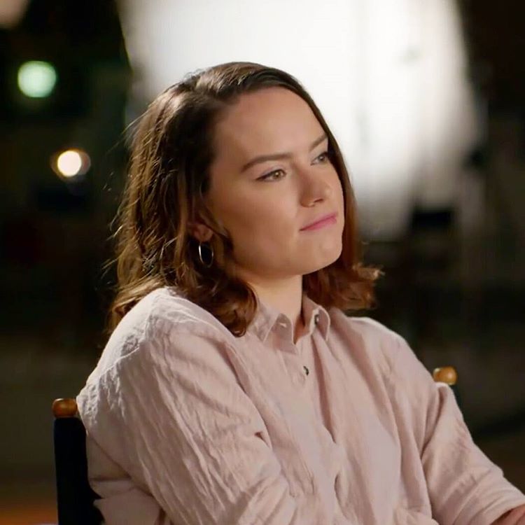 DarkSide_Rey's tweet photo. #DailyDaisy #DaisyRidley @BadassJynErso @TornVader  @wildwaterstu @BobaFettANHSE @jedisexpest @JediInTreyning @lizardoffire @Reyoffical_ https://t.co/voDe4vQo4J