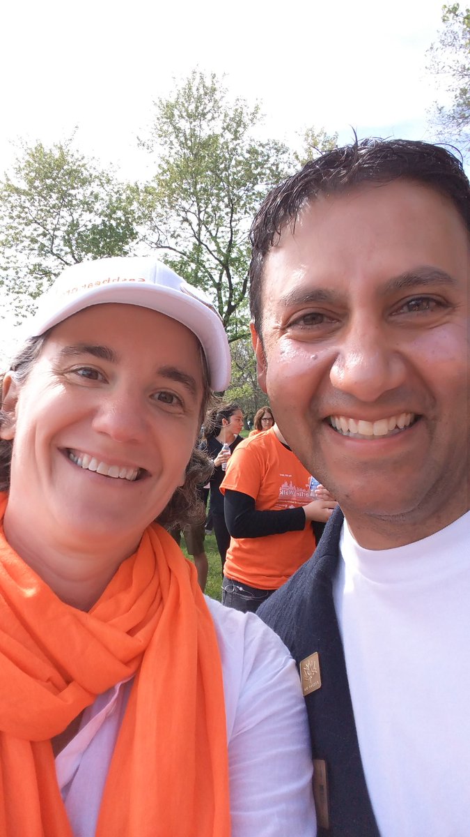 mrosenwd's tweet photo. Thank you @viraniarif for supporting the @sashbearorg Borderline Personality Disorder walk today! #BPDawareness https://t.co/fG6zpnoqaT
