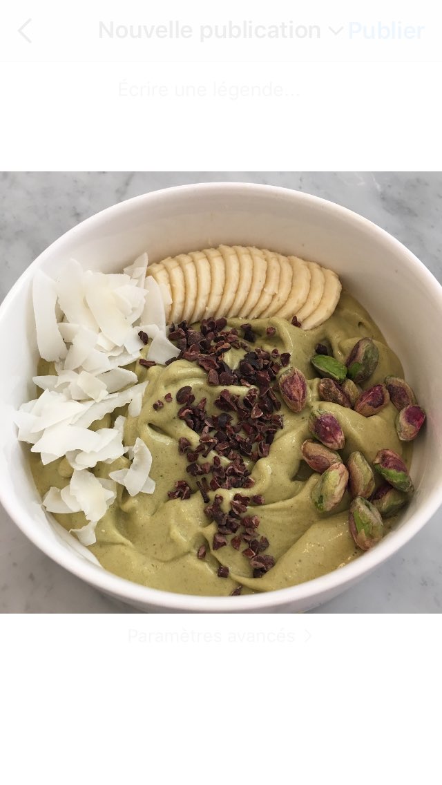 Matcha bowl 🍵🌱 #rawfood #vegan #healthyfood #superfood #nicecream #nanaicecream #matcha #greentea #plantbased #smoothiebowl