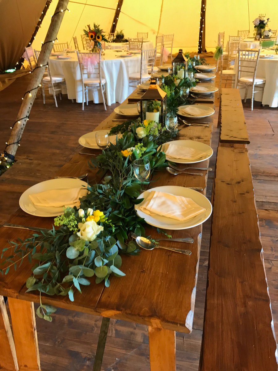 Flowers from yesterday's @Bettystipis open day with great local businesses <a href="/AnnieRi80838287/">Rivington Celebrant</a> <a href="/mahoneypics/">Mahoney Pics</a>, Green Acres and KH hairdressers