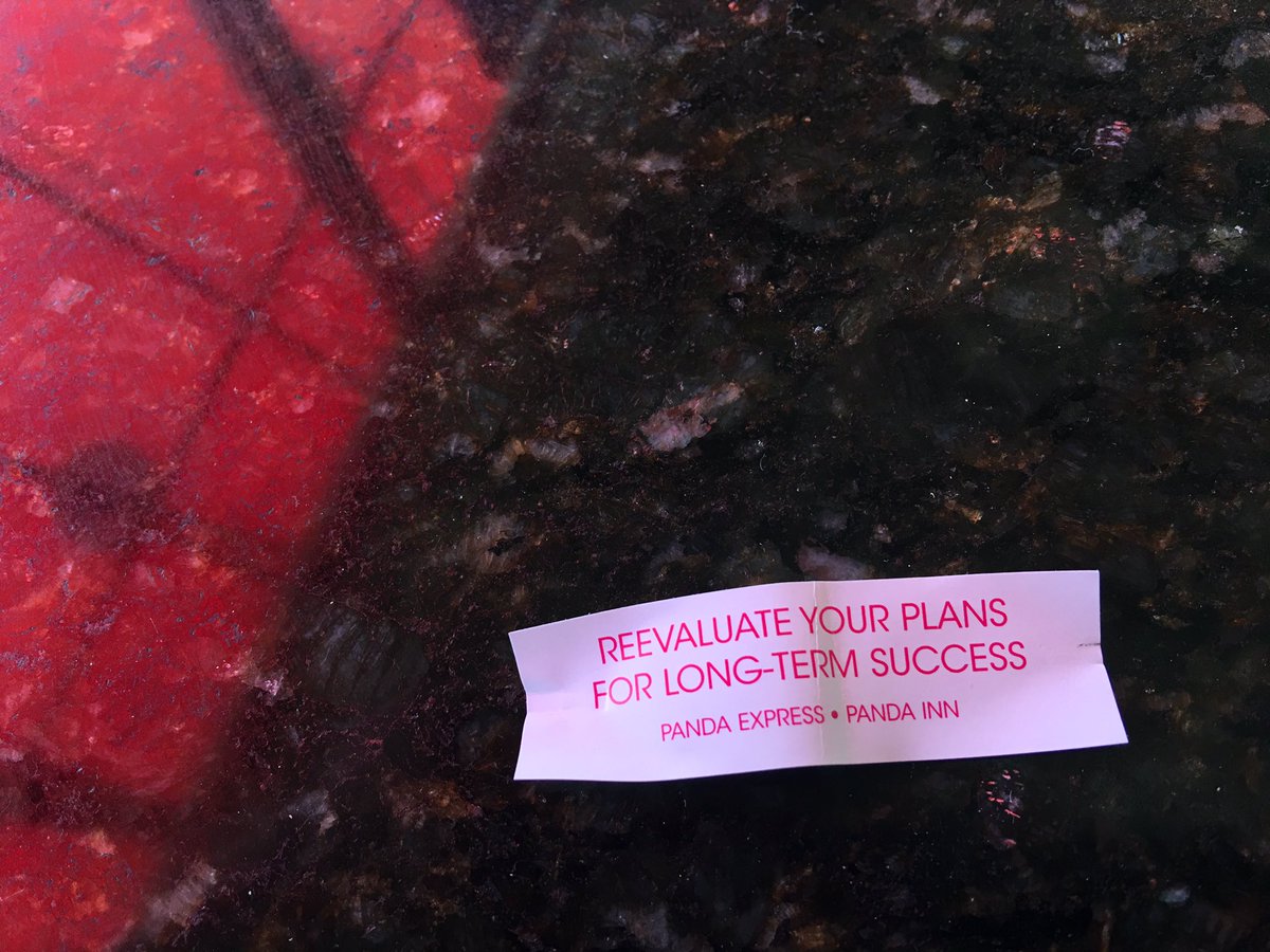 B2Bbizbuilder's tweet image. "People lose their way when they lose their why."- M Hyatt #LearnDevSolutions @KAIPartners @DBaker007 @data_nerd @bobehayes @DeniseLarcade