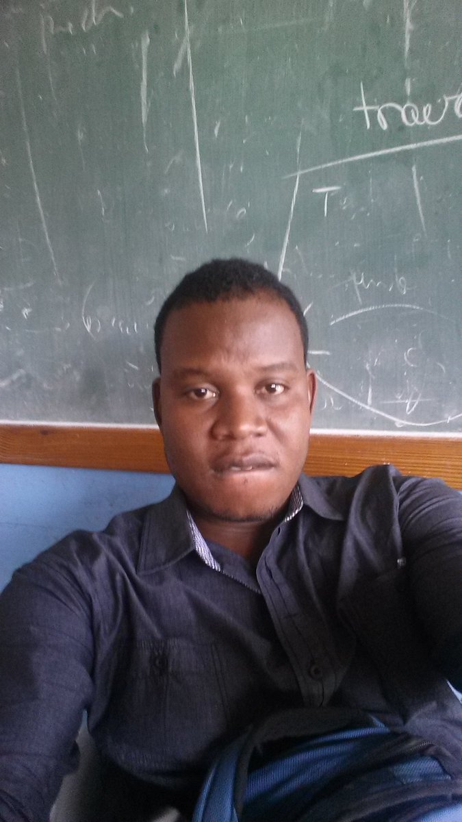 LouinelJeanloui's tweet image. A l&apos;ecole #RHJS #Ret Branche