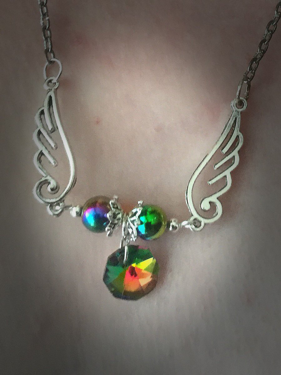 Queen_Bespokes's tweet photo. #rainbow #topaz #chain #charm #neckaces, with #silver charms #oil #beads and bead #hoods #jewellery #etsymntt #crystal #fashion @etsypro https://t.co/FqgvYsYduy