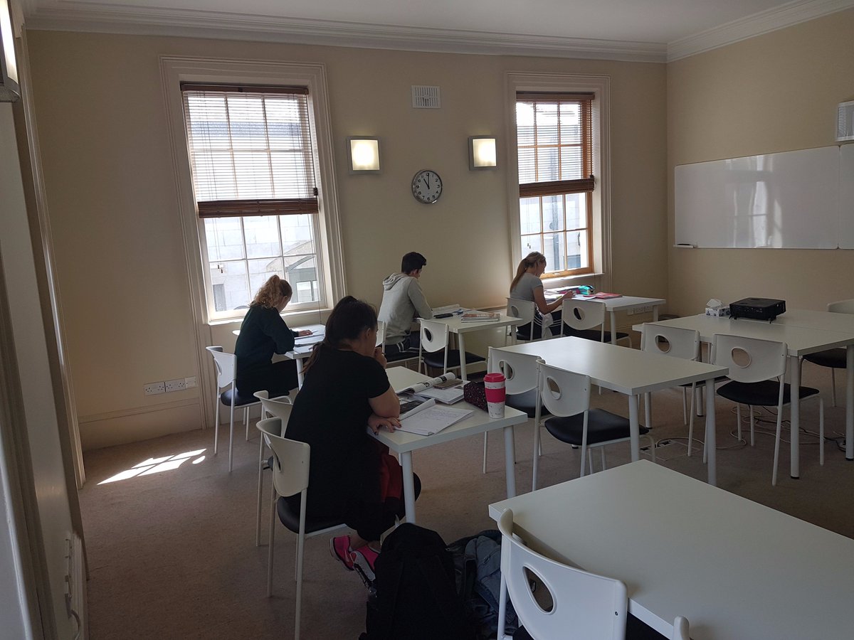ExamFocusIE's tweet photo. Our 6th years studying hard! 🤣 https://t.co/7CvTw0yw0Y
