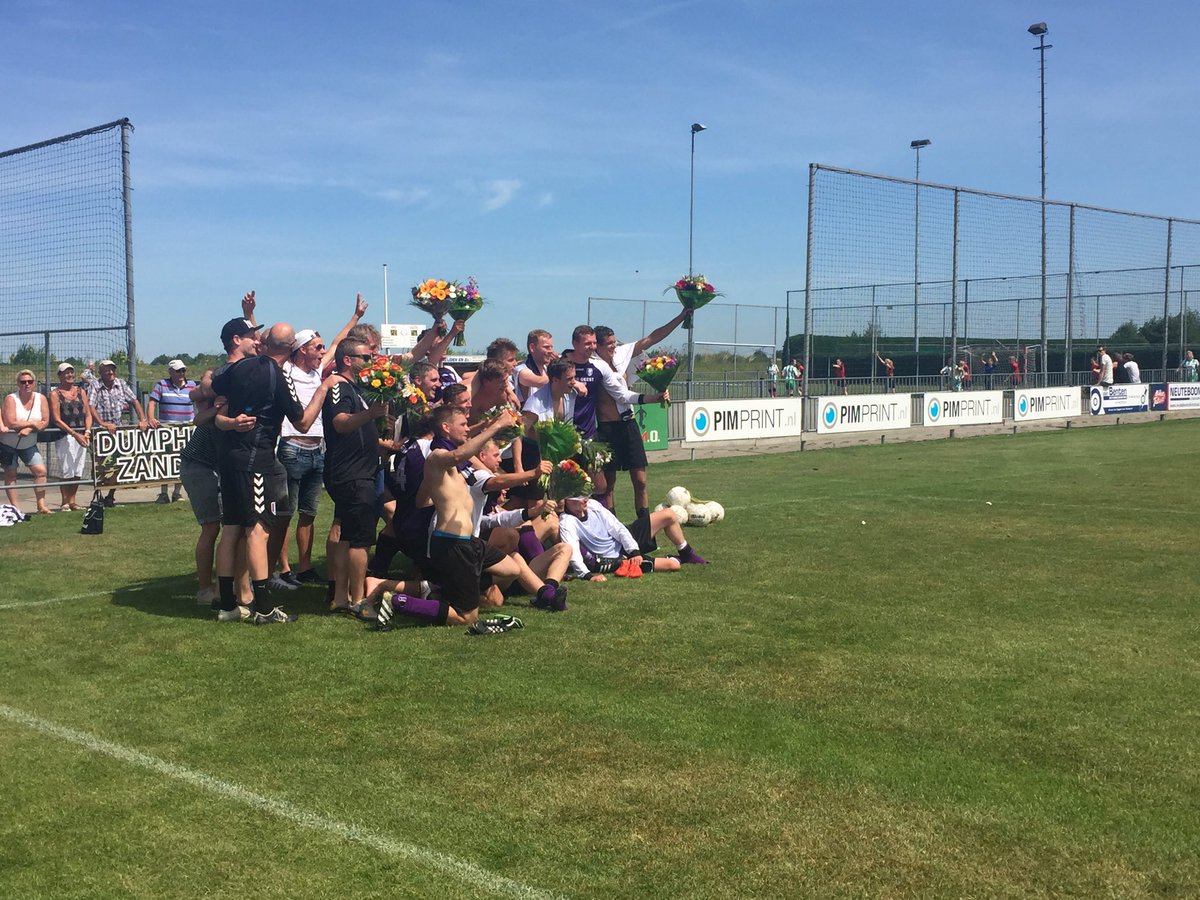 ROAC 2 gepromoveerd, klasse boys!