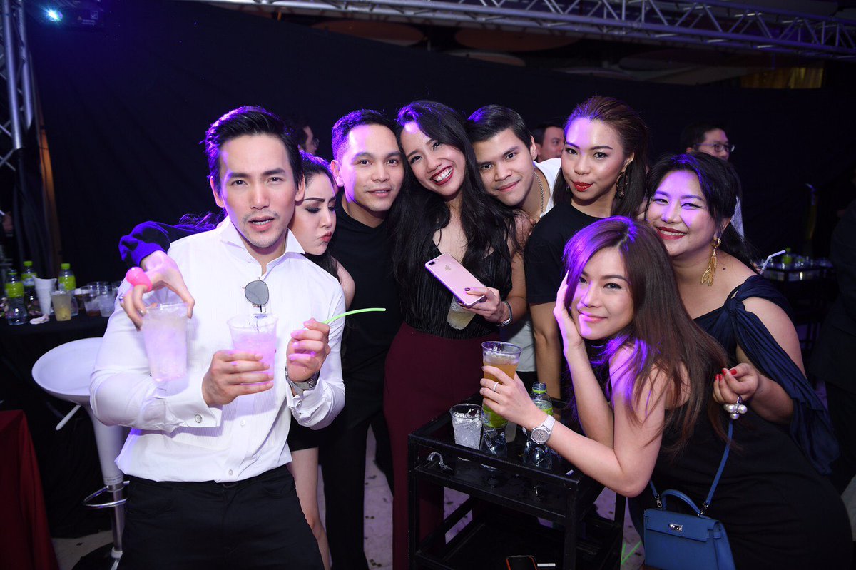JoeTrivisvavet's tweet photo. Shanghai Afterparty👲🎉🎉🎉#shanghaipromnight #shanghaiafterparty #abcshanghai #abc6 #abcbyspu6 #abcbyspu  @ Academy of Business Creativity https://t.co/t9EYgtwDzK