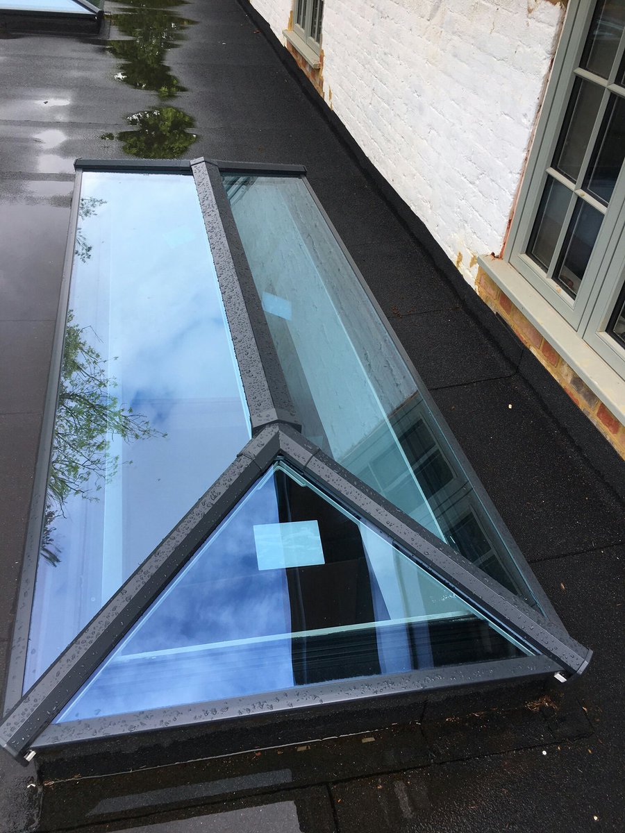 At last some cracking stratus roof lanterns fitted