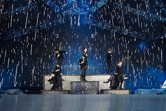 mdzlhcy​ ' my youth is EXO tweet media