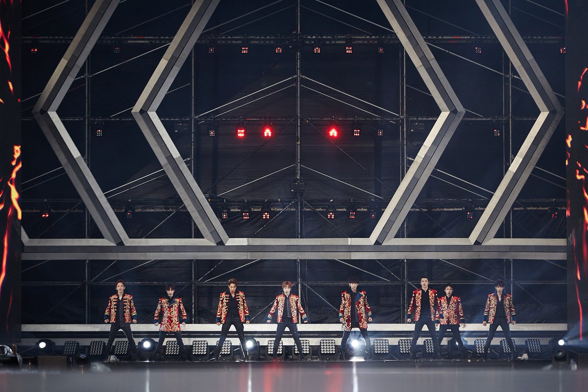 mdzlhcy​ ' my youth is EXO tweet media