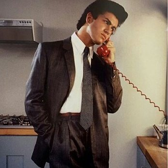 TRGeorgeMichael's tweet photo. #GeorgeMichael https://t.co/M4RBUbFy2m