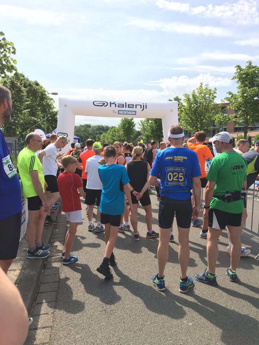 Ondanks de warmte toch lekker 15km gelopen <a href="/HBLoop/">Haagse Beemden Loop</a>.