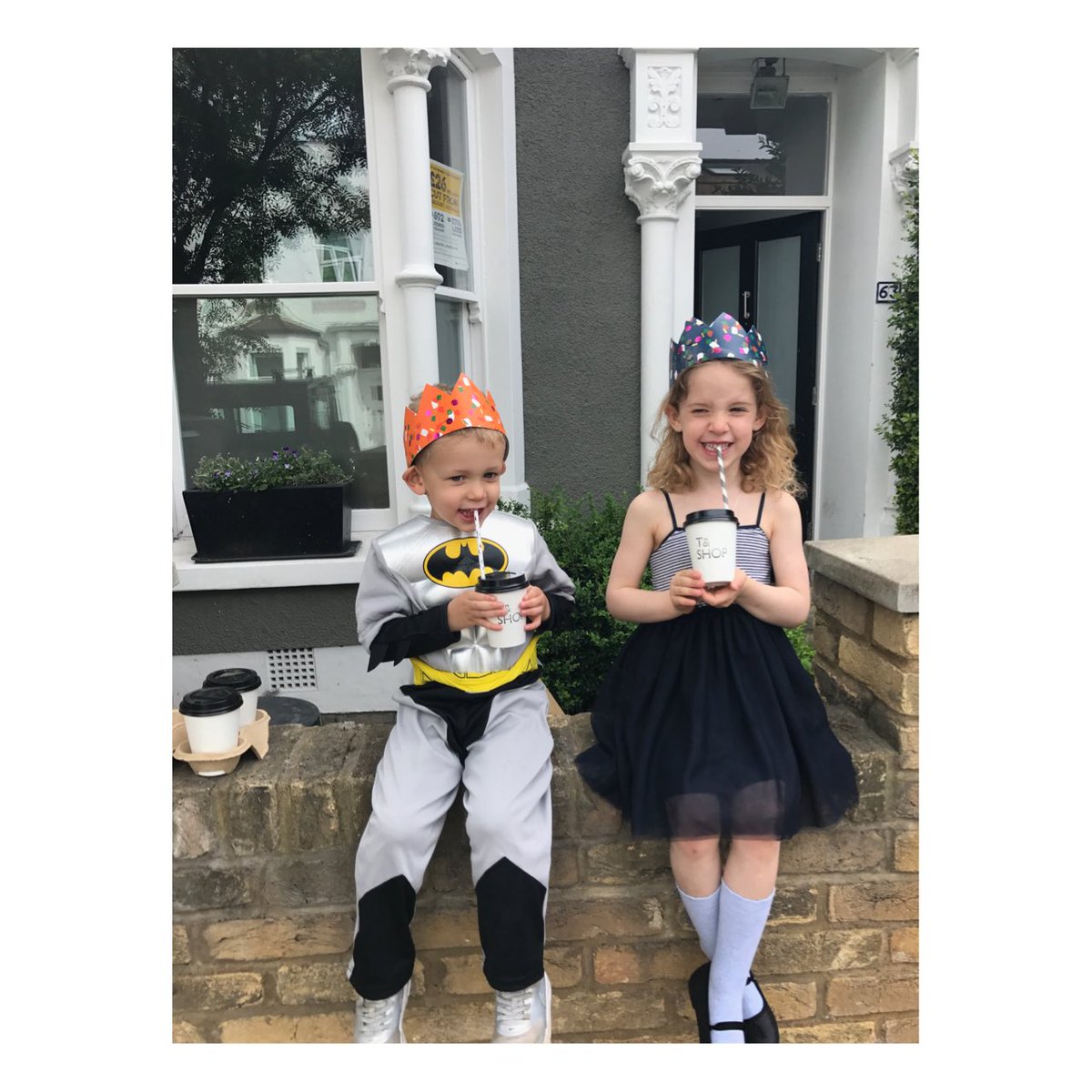 T_and_SHOP's tweet photo. crowned prince &amp; princess of newington green #n16 #newingtongreen #itsoktohavefavourites wearing @Arkcolourdesign leather crowns 💥 https://t.co/QAidj1Fwfz