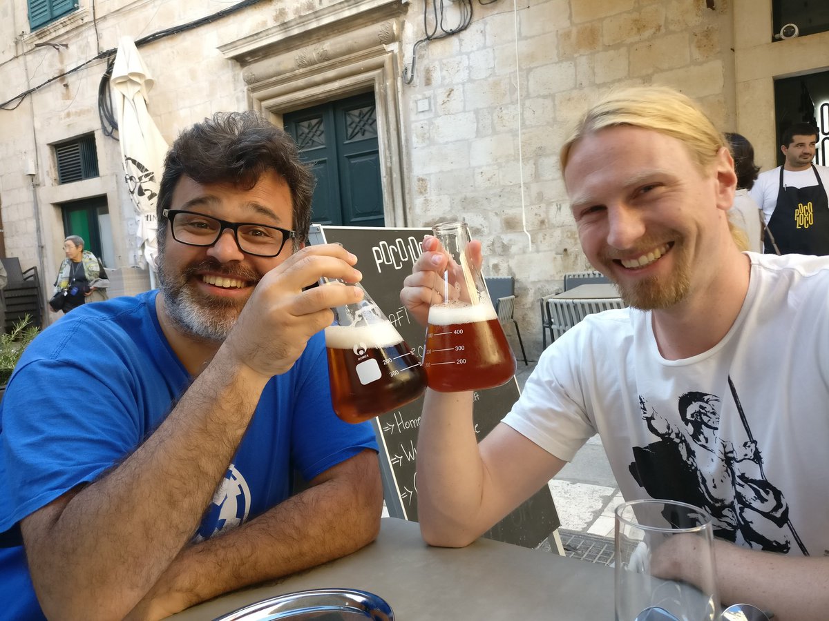 SuperResoluSian's tweet photo. Back home from #ELMI2017 after a epic day exploring Dubrovnik with these two miscreants. Roll on Dublin 😜 #dubros #croanies https://t.co/EPrQ6agDg4